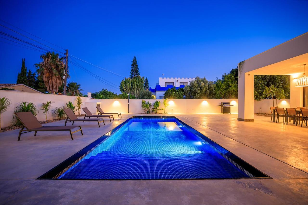 Villa Mi Luna Торевьиа Экстерьер фото